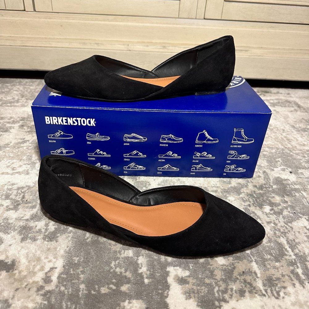 Forever 21 Suede Black Flats (Size 8)